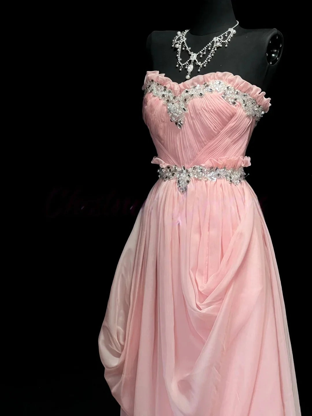 Blush Pink Strapless Prom Dress With Rhinestone Embellished Sweetheart Neckline And Waistband Chiffon Formal Prom Dress