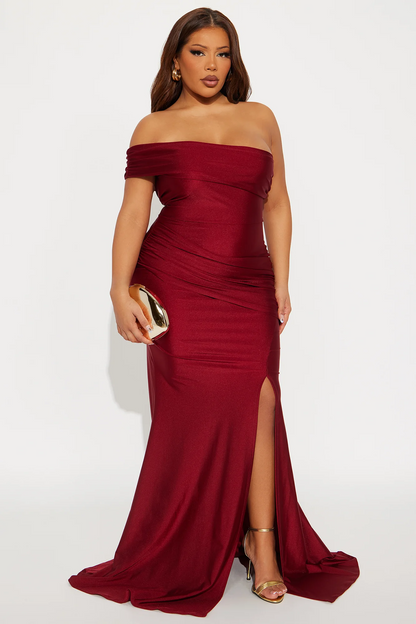 Burgundy Strapless Ruched Mermaid Evening Dress With High Slit