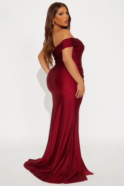 Burgundy Strapless Ruched Mermaid Evening Dress With High Slit
