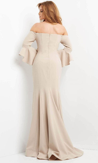 Champagne Off Shoulder Prom Dress With Bell Sleeves Ruched Waist And Crepe Mermaid Formal Prom Dress