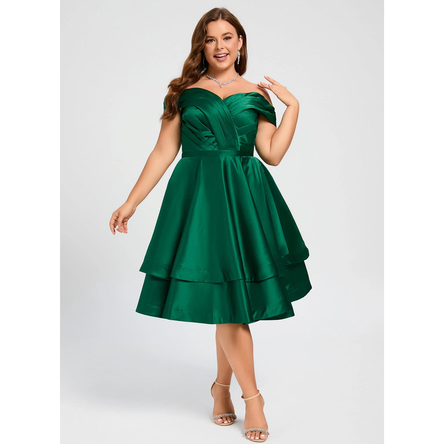 Charming A-Line Off-Shoulder Draped Tiered Emerald Green Short Homecoming Dress Plus Size