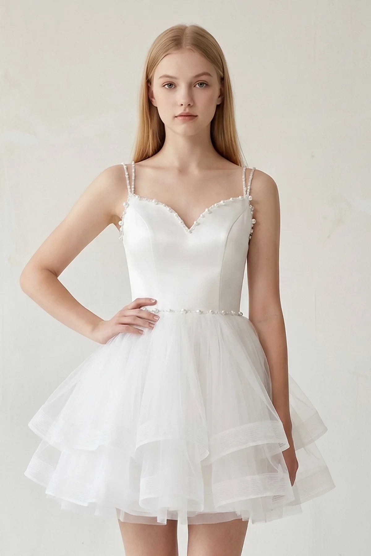 Charming A-Line Sweetheart Beaded Tiered White Short Homecoming Dress