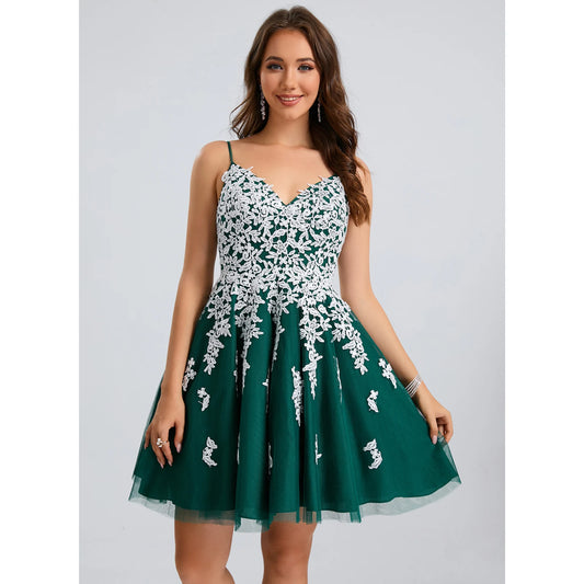 Charming A-Line Sweetheart Sleeveless Lace Emerald Green Short Homecoming Dress For Women
