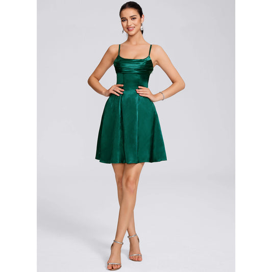 Chic A-Line Cowl Neck Sleeveless Pleated Emerald Green Short Homecoming Dress