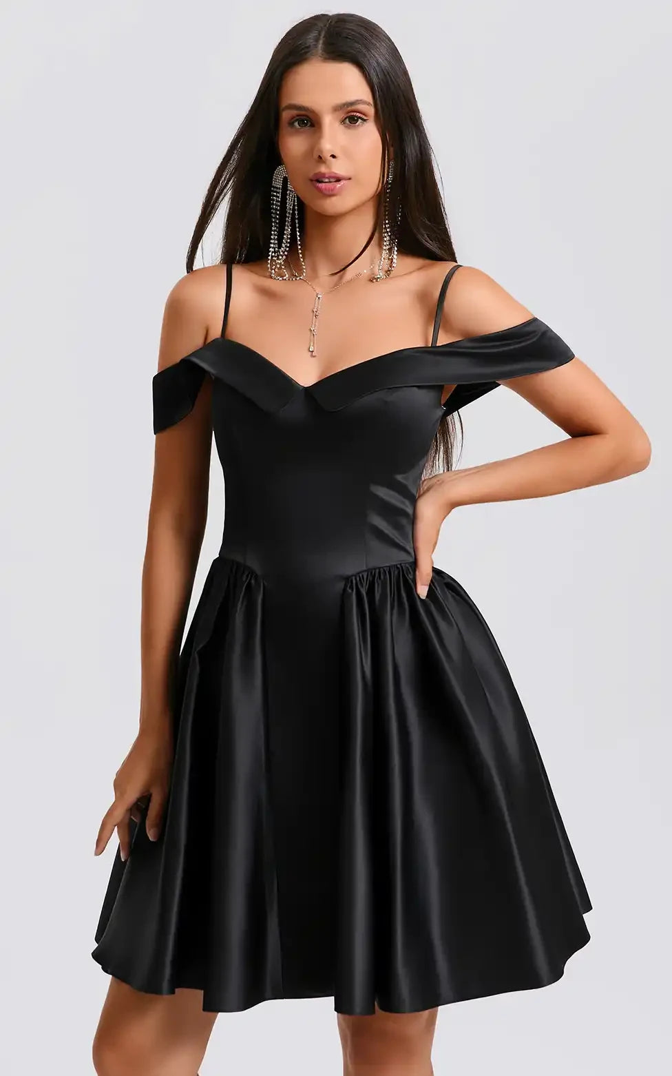 Chic A-Line Off-Shoulder Sweetheart Sleeveless Black Short Homecoming Dress Women's