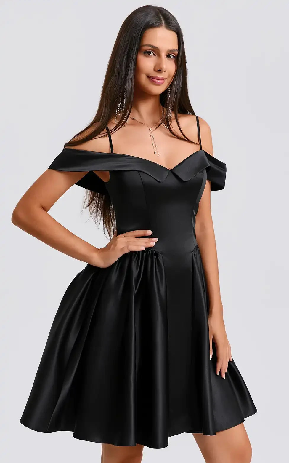 Chic A-Line Off-Shoulder Sweetheart Sleeveless Black Short Homecoming Dress Women's