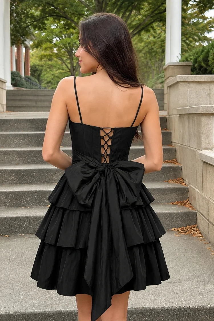 Chic A-Line Spaghetti Straps Ruffled Bow-Back Black Short Homecoming Dress