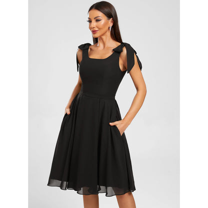 Chic A-Line Square Neck Bow-Tie Straps Pockets Black Knee-Length Homecoming Dress Women