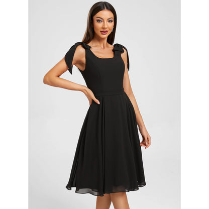 Chic A-Line Square Neck Bow-Tie Straps Pockets Black Knee-Length Homecoming Dress Women