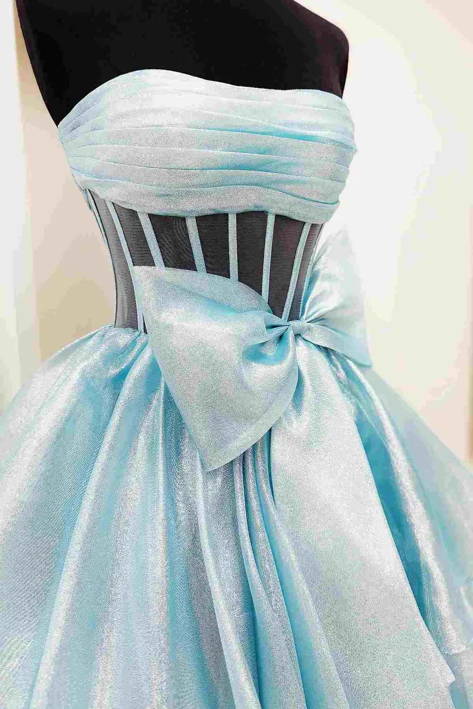 Chic A-Line Strapless Sleeveless Tiered Bow Blue Long Prom Dresses Women