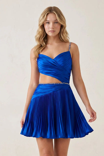 Chic A-Line Sweetheart Sleeveless Cut-Out Pleated Royal Blue Short Homecoming Dress