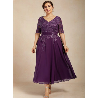Chic A-Line V-Neck Half Sleeve Lace Purple Midi Mother of the Bride Gown