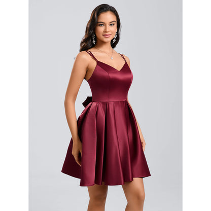 Chic A-Line V-Neck Strappy Pleated Burgundy Short Homecoming Dress