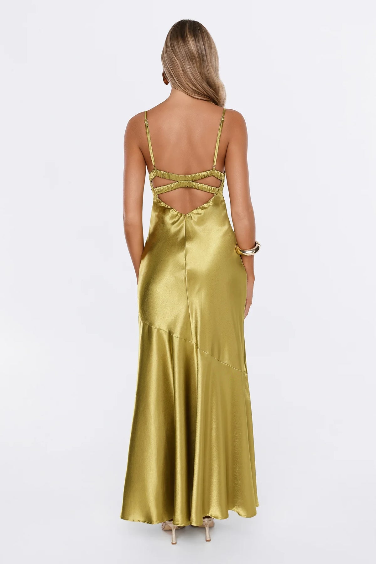 Chic Fitted V-Neck Sleeveless Backless Cutout Gold Maxi Evening Dresses Women