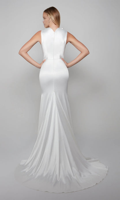 Chic Mermaid High Neck Sleeveless Draped White Floor-Length Wedding Gown