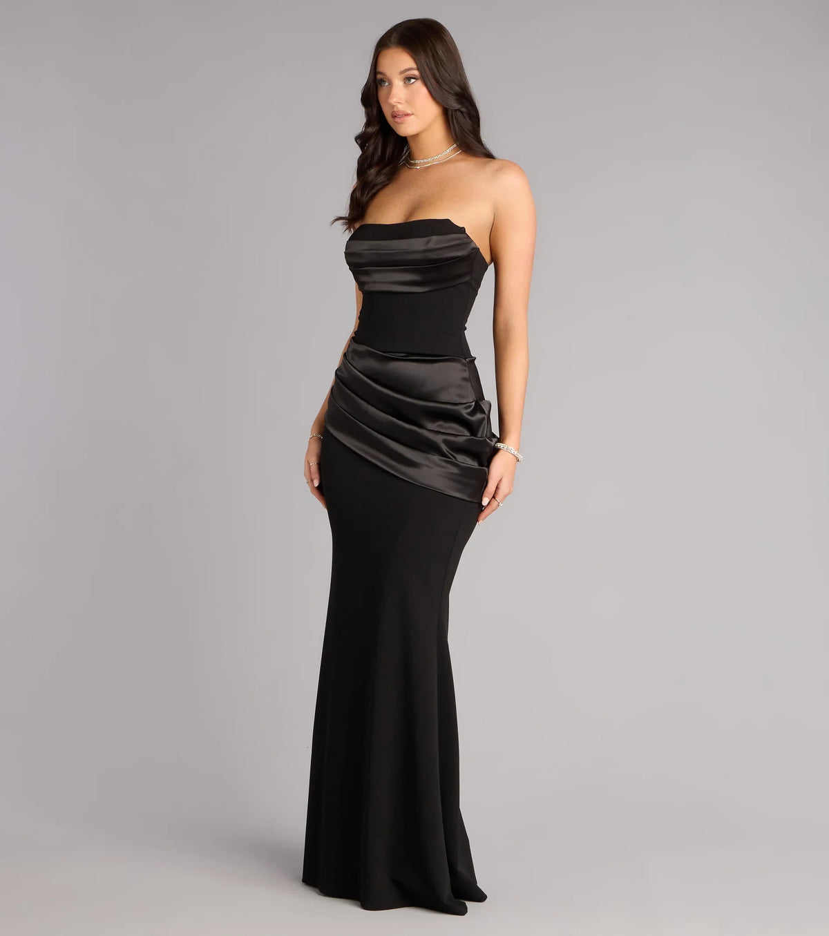 Chic Mermaid Strapless Pleated Satin Corset Back Black Floor-Length Evening Gown