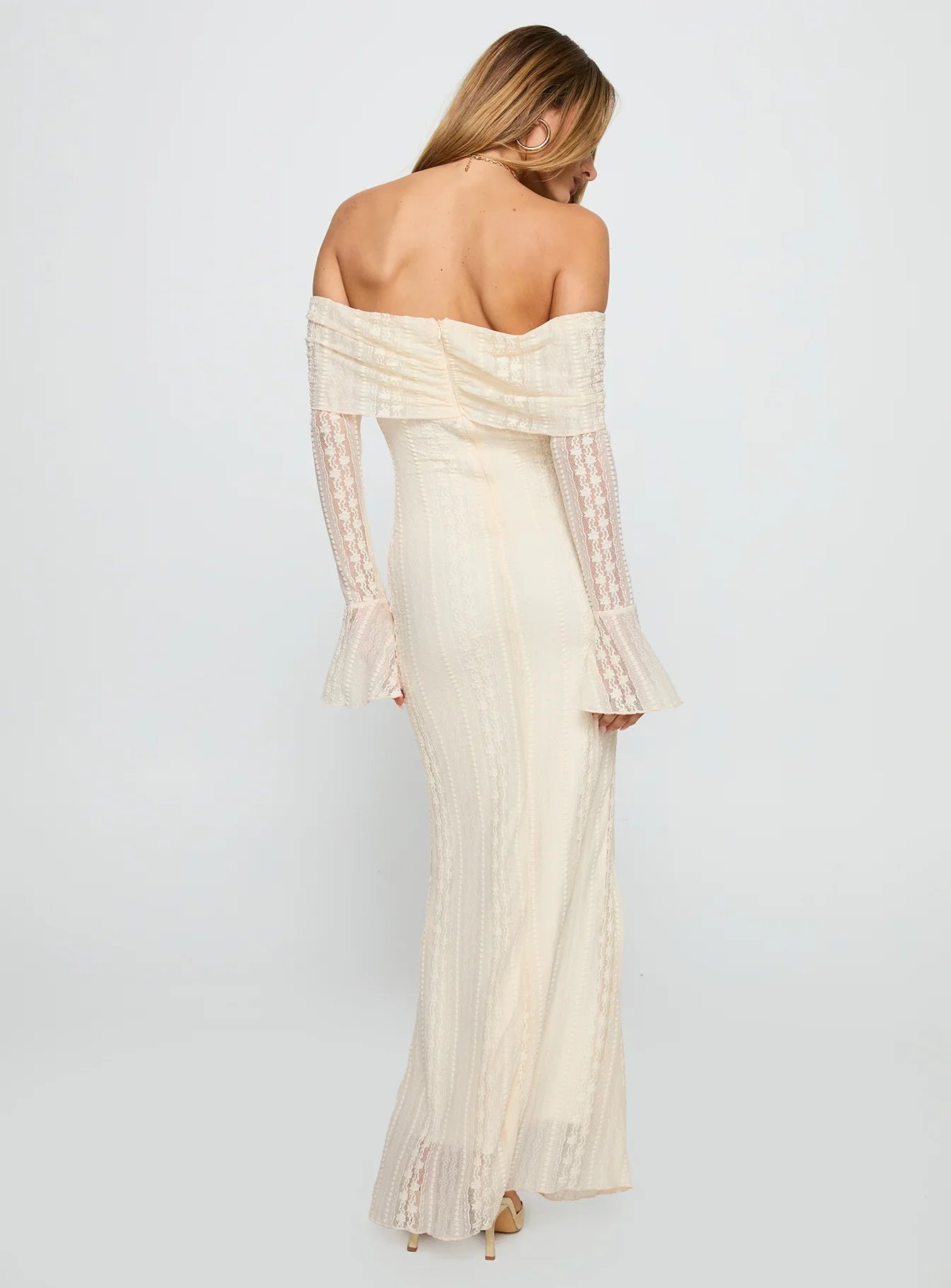 Cream Off Shoulder Prom Dress with Lace Bell Sleeves and Mermaid Silhouette for Formal Events and Prom Nights