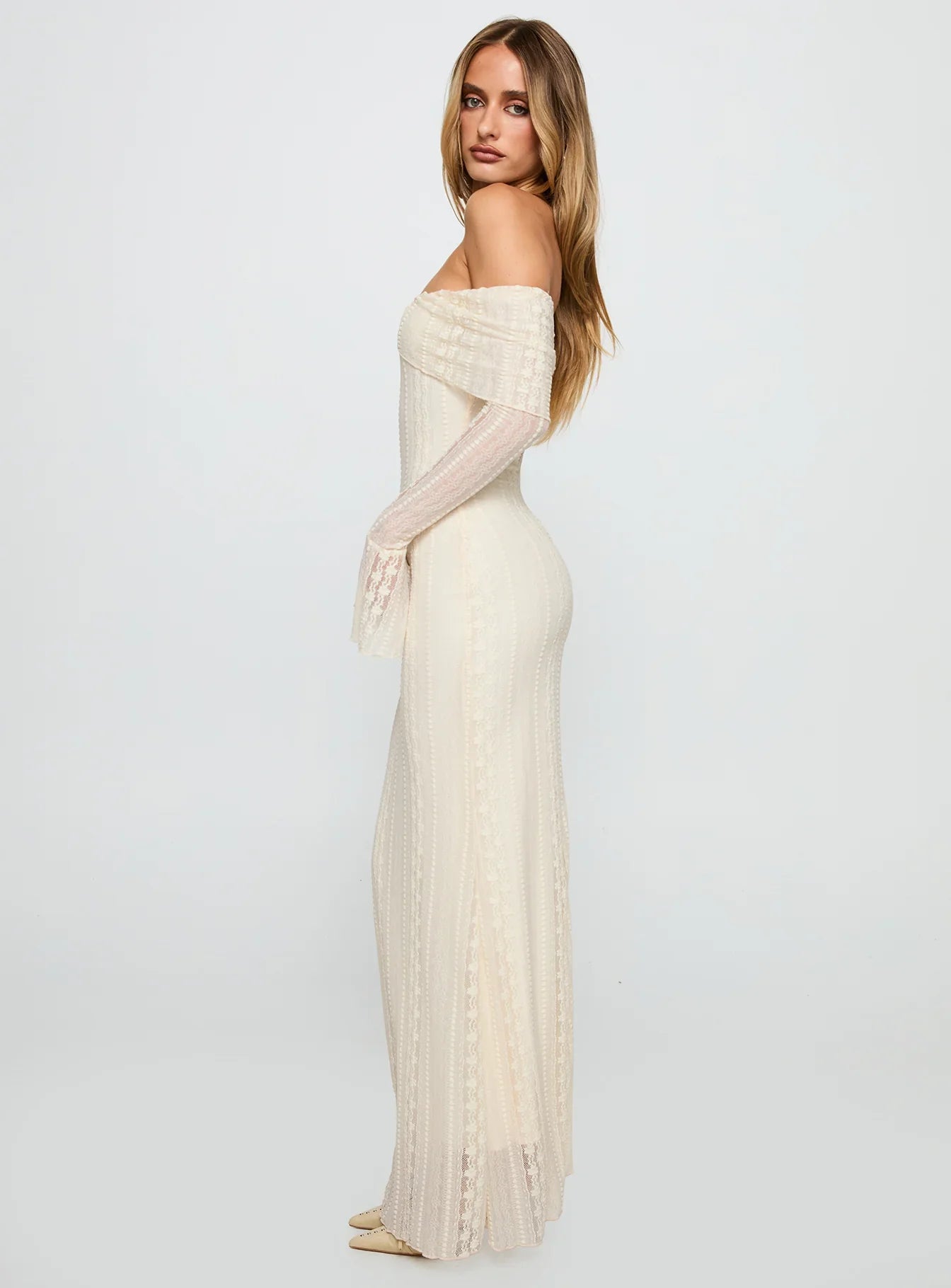 Cream Off Shoulder Prom Dress with Lace Bell Sleeves and Mermaid Silhouette for Formal Events and Prom Nights