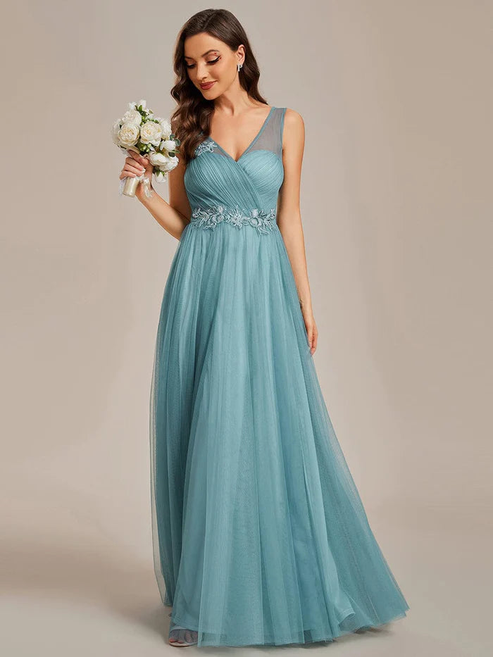 Elegant V-Neck Applique Maxi Bridesmaid Dress