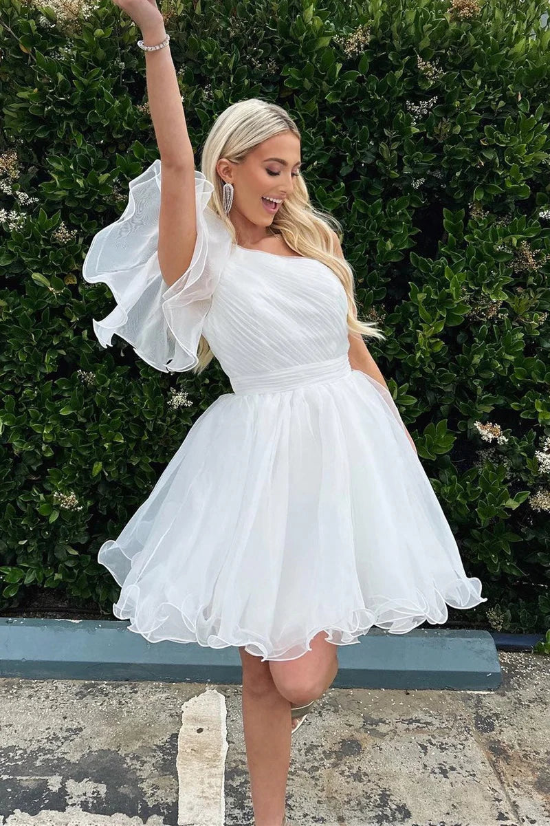 White A-line one-shoulder organza homecoming dress.