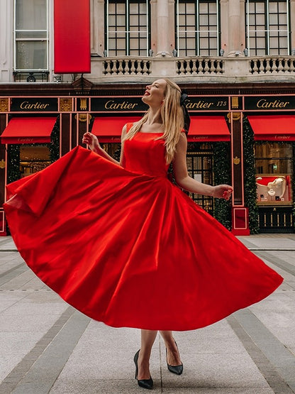 Elegant A-Line satin homecoming dress with square neckline and bowknot.