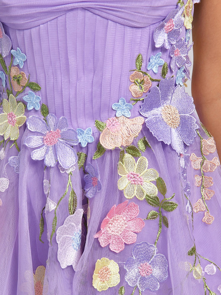 Back view of the sleeveless sweetheart homecoming dress.