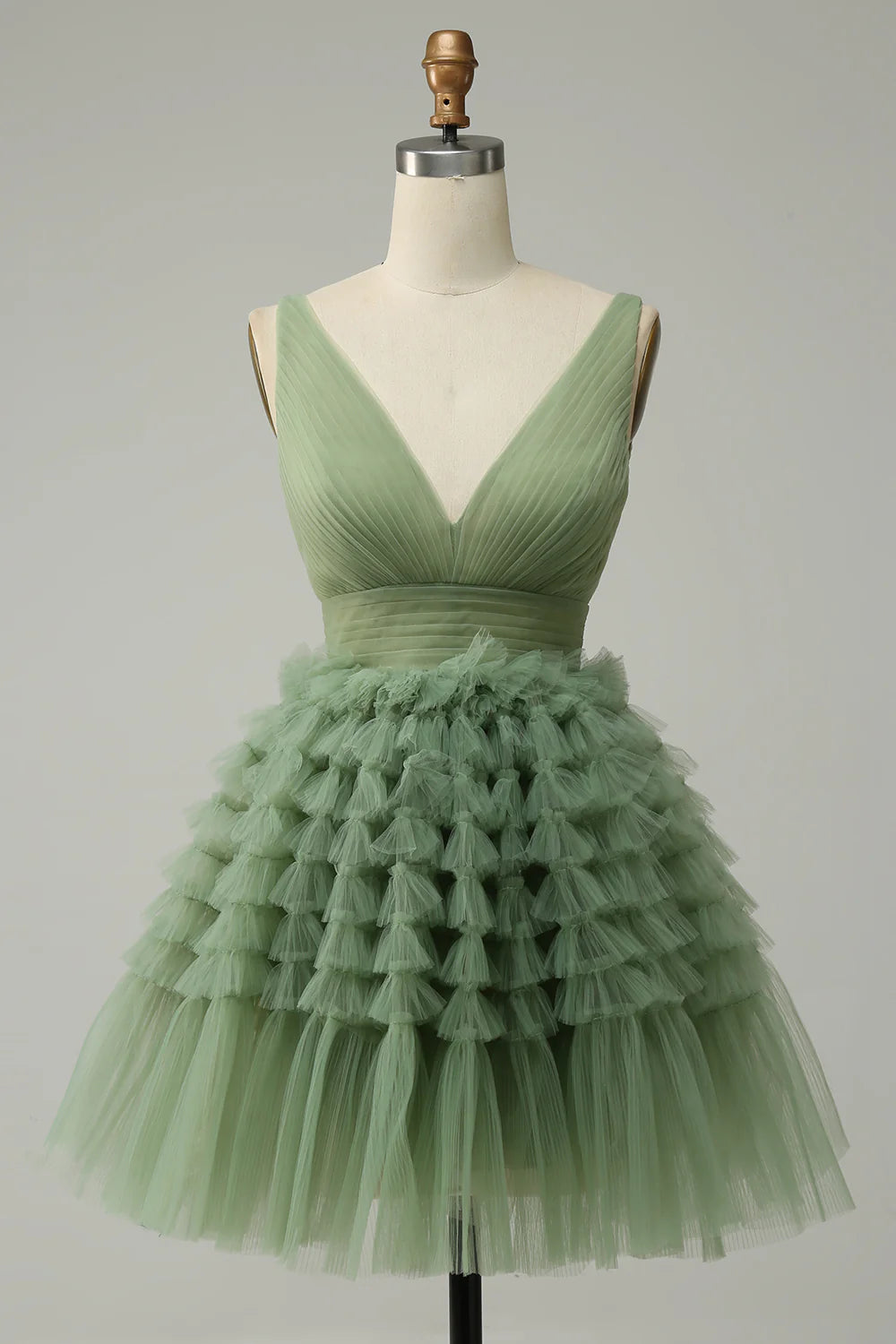 Green A-Line Tulle V-Neck Homecoming Dress with open back.