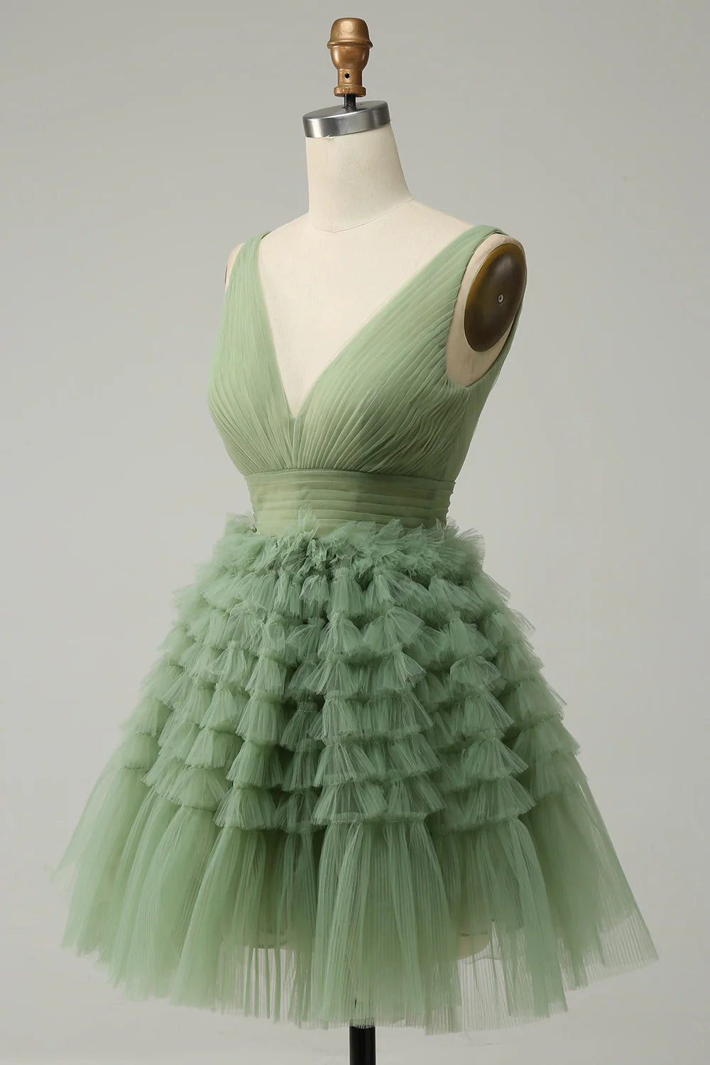 Side view of green A-Line Tulle Homecoming Dress.