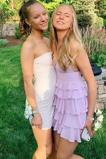 Side profile of the elegant lilac V-neck homecoming dress.