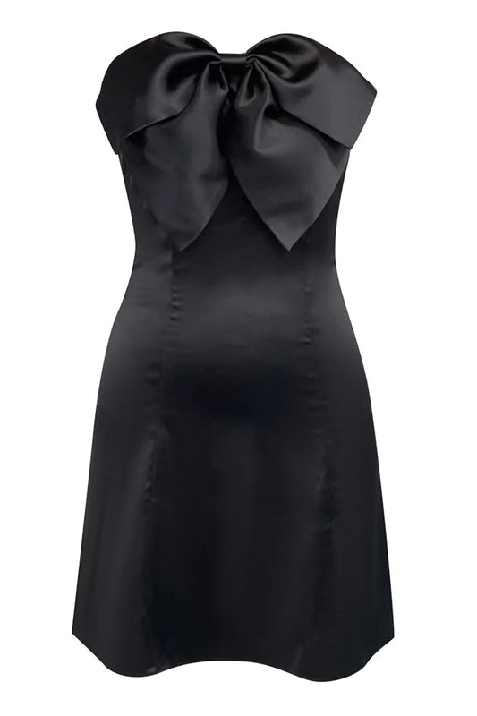 Koutun strapless black A-line short dress with a front bow.