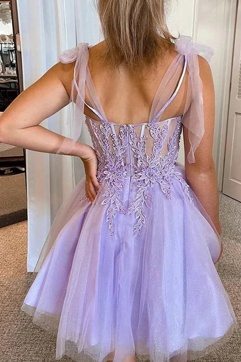 Close-up of the lilac tulle lace A-line sweetheart short dress details.