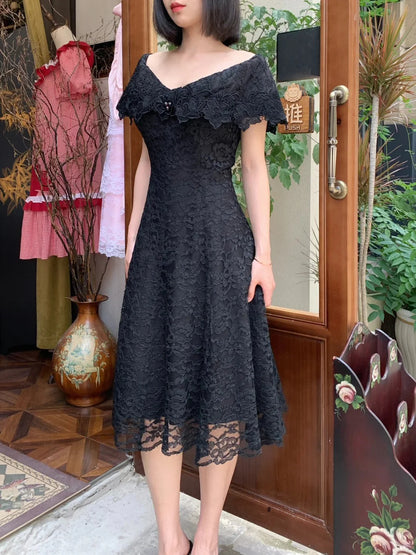 Elegant Black Off The Shoulder Prom Dress With Lace Overlay And Midi A Line Skirt For Formal Evening Party