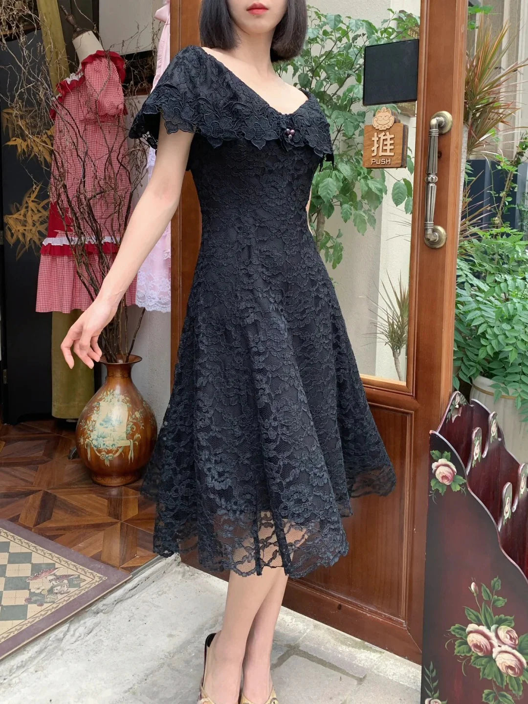 Elegant Black Off The Shoulder Prom Dress With Lace Overlay And Midi A Line Skirt For Formal Evening Party