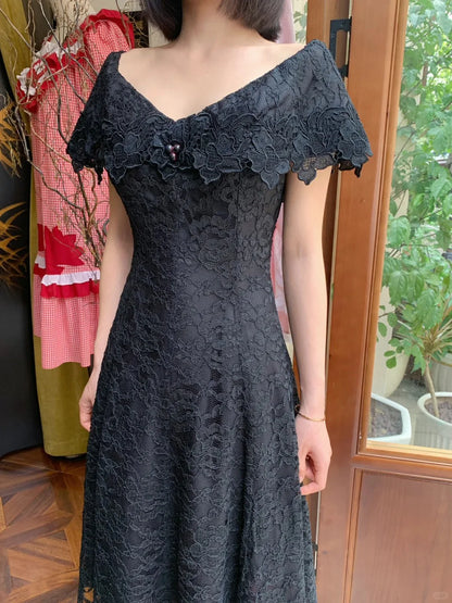 Elegant Black Off The Shoulder Prom Dress With Lace Overlay And Midi A Line Skirt For Formal Evening Party