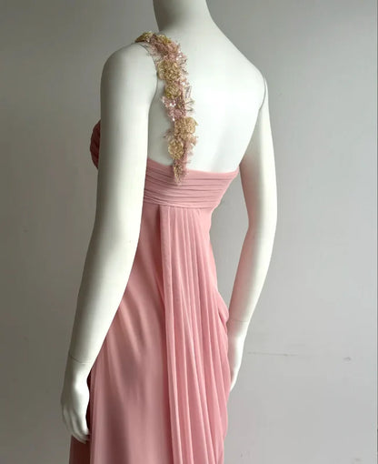 Elegant Blush Pink One Shoulder Prom Dress With Gold Floral Appliques And Draped Chiffon Skirt For Formal Evening Party