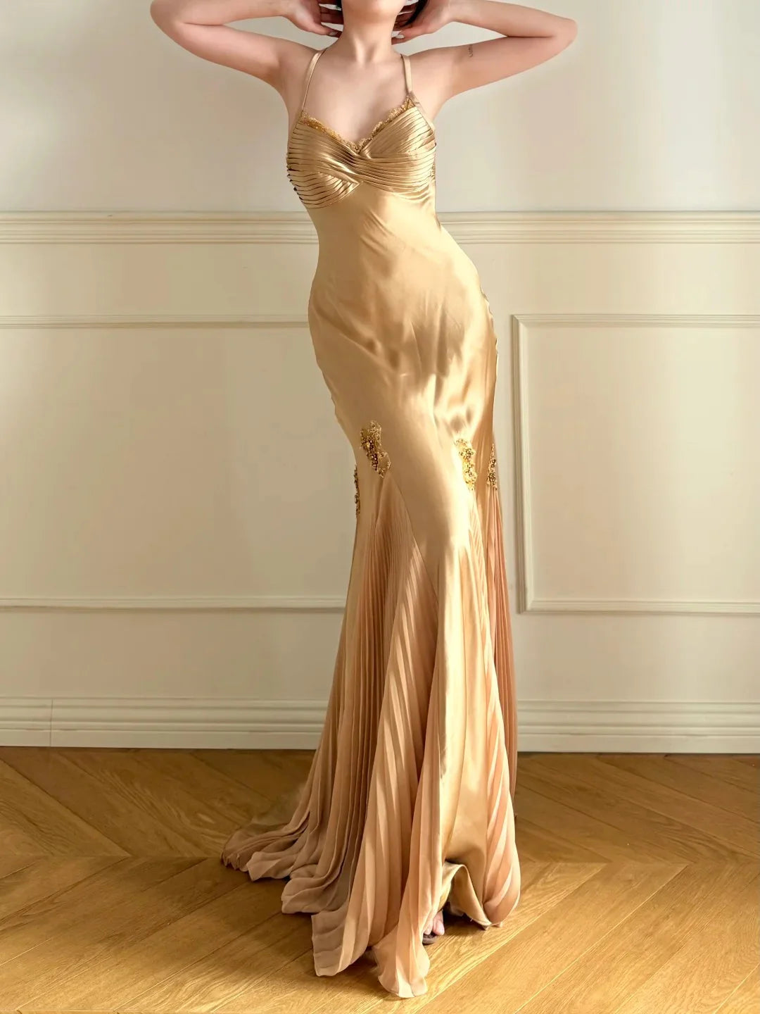 Elegant Champagne Spaghetti Strap Prom Dress With Sweetheart Neckline Cross Back And Embellished Mermaid Skirt For Formal Evening Party