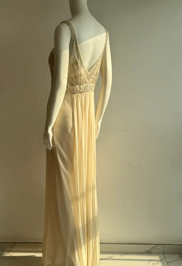 Elegant Cream Empire Waist Prom Dress With Beaded Bodice V Back And Flowing Chiffon Skirt For Formal Evening Party