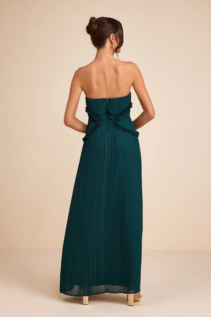 Elegant Emerald Green Strapless Pleated Maxi Dress with Ruffle Detail, Prom Dress