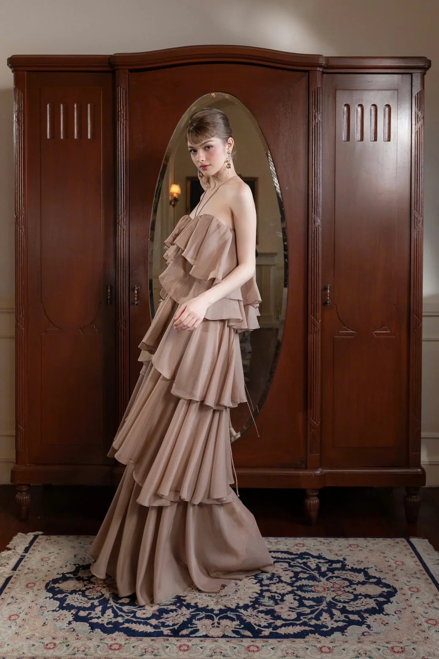 Elegant Halter Neck Open Back Cross Strap Ruffle Layered Chiffon Maxi Prom Dress For Formal Evening Wedding Guest