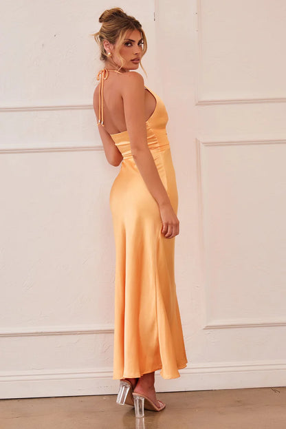 Elegant Halter Neck Open Back Ruched Satin Bodycon Maxi Prom Dress For Formal Evening Gala Cocktail Party Wedding Guest