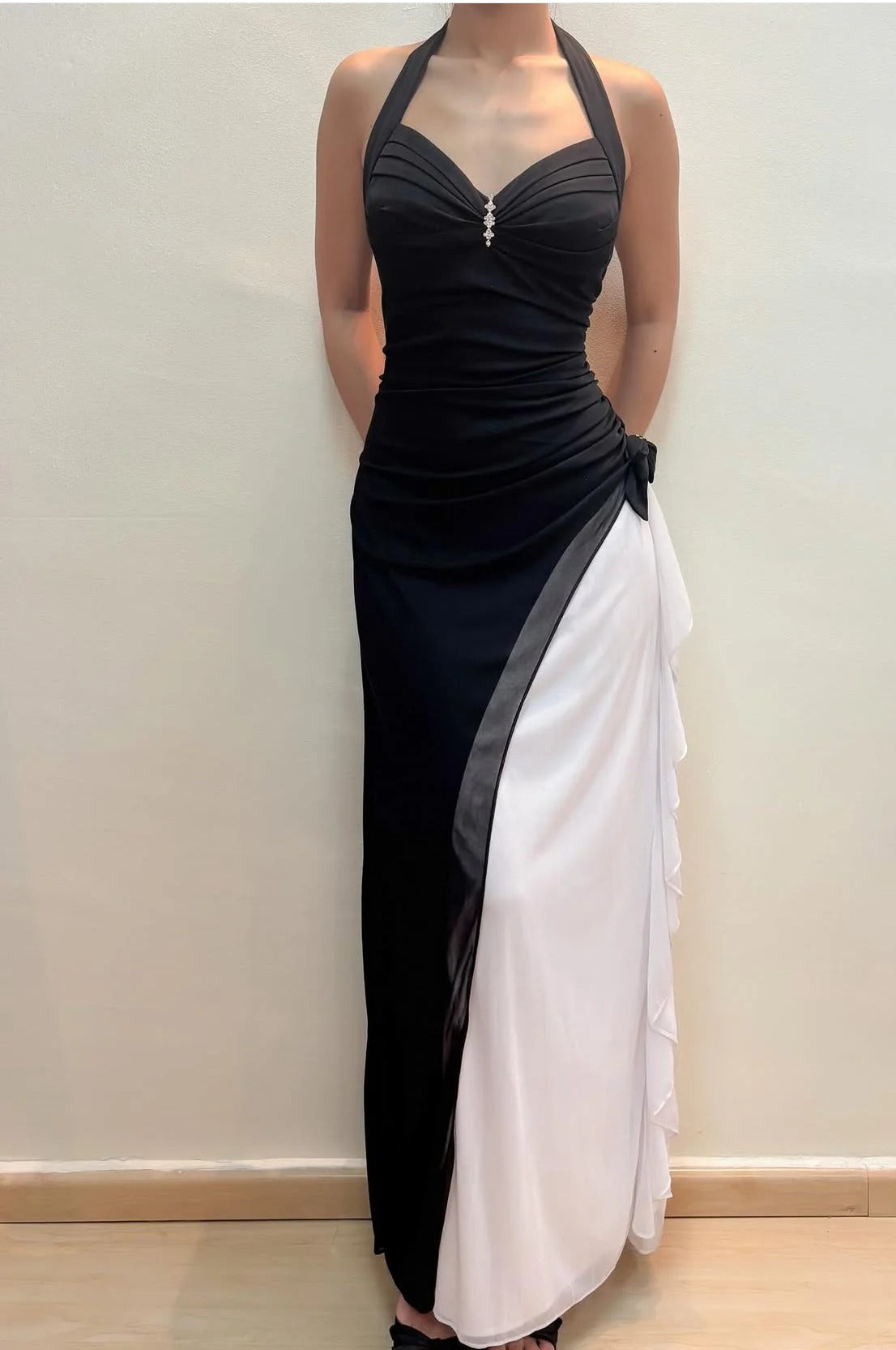 Elegant Halter Neck Rhinestone Embellished Ruched Waist Color Block Ruffle Maxi Prom Dress