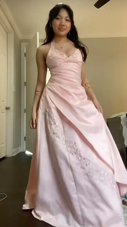 Elegant Halter Neck Sweetheart Embroidered Satin Bow Back Maxi Prom Dress