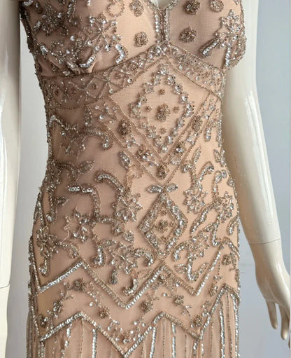 Elegant Nude V-Neck Prom Dress With 1920s Beaded Flapper Design Art Deco Beadwork And Fringe Skirt For Formal Evening Party
