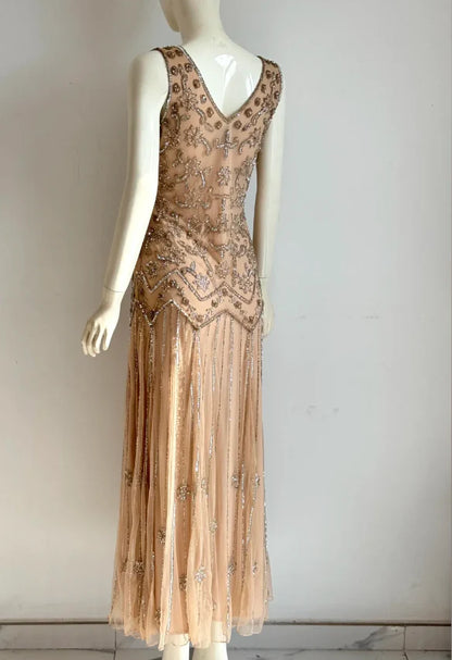 Elegant Nude V-Neck Prom Dress With 1920s Beaded Flapper Design Art Deco Beadwork And Fringe Skirt For Formal Evening Party