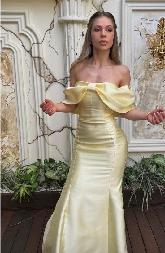 Elegant Off The Shoulder Bow Detail Satin Mermaid Evening Dress