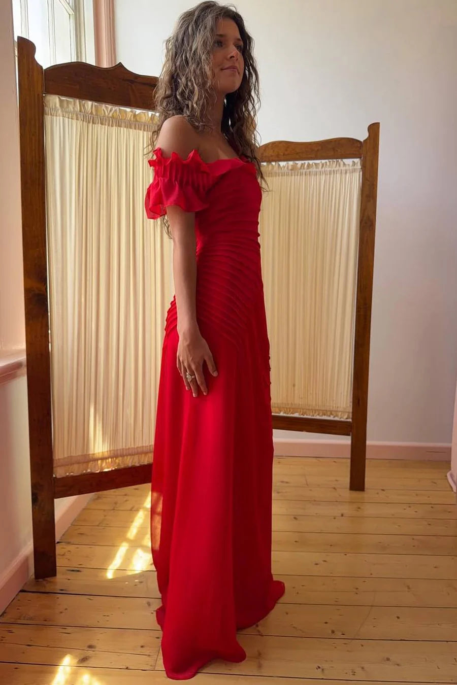 Elegant Off The Shoulder Sweetheart Neckline Ruffle Sleeve Ruched Bodice Mermaid Chiffon Evening Dress For Formal Evening Prom Wedding Guest Bridesmaid Gala