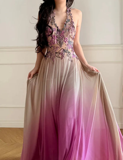 Elegant Ombre Pink Halter Neck Prom Dress With Floral Applique Bodice And Open Back For Formal Evening Party
