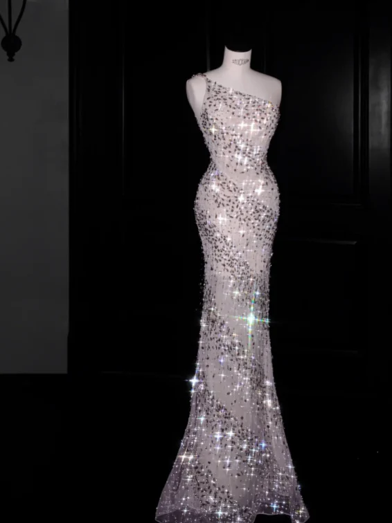 Elegant One Shoulder Beaded Mermaid Maxi Prom Dress