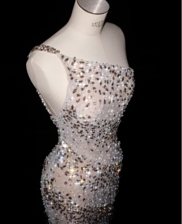 Elegant One Shoulder Beaded Mermaid Maxi Prom Dress