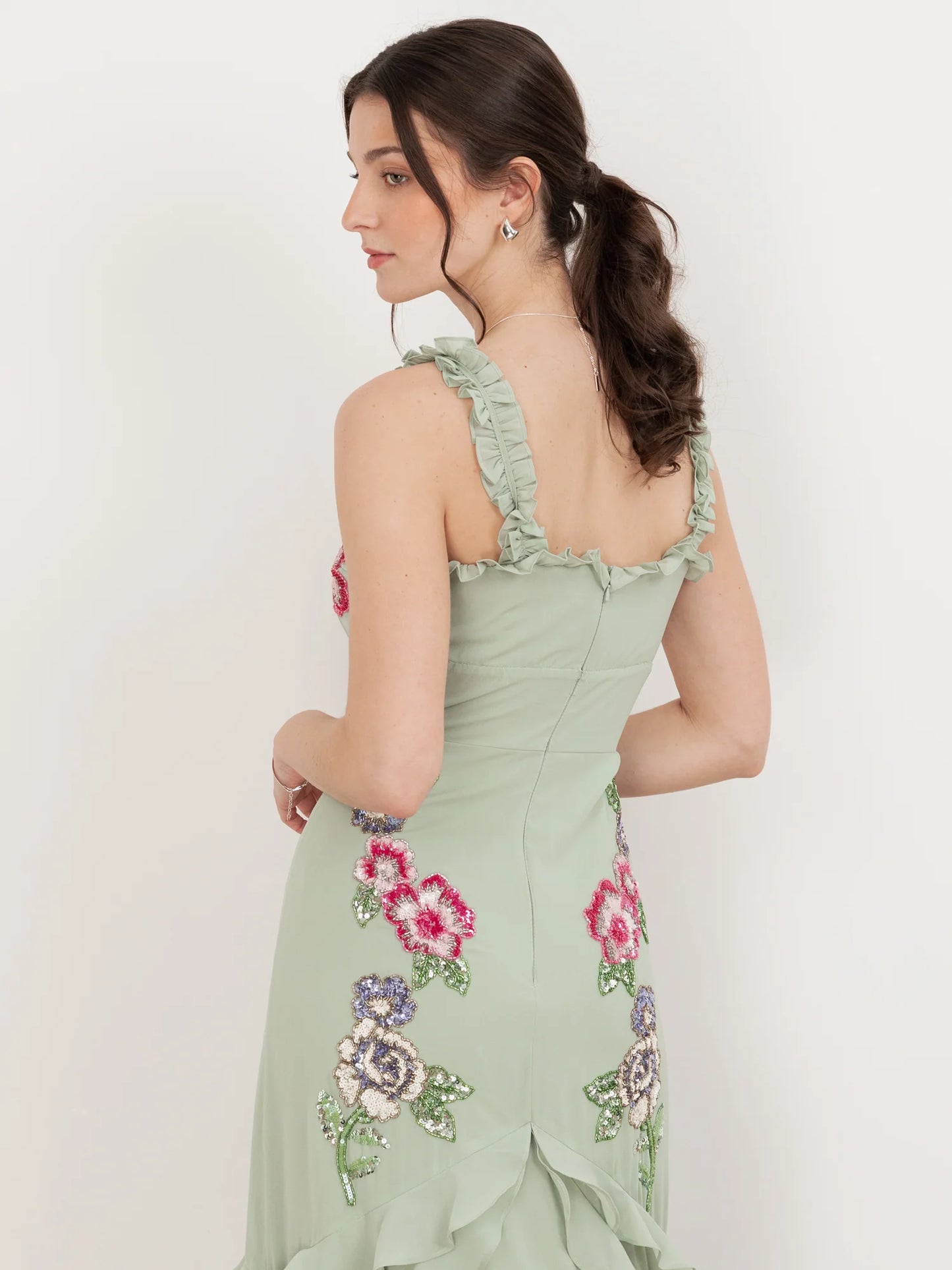 Elegant Ruffle Strap V Neck 3D Floral Beaded Embellished Tiered Ruffle High Slit Maxi Prom Dress For Formal Evening Gala Wedding Guest Bridesmaid